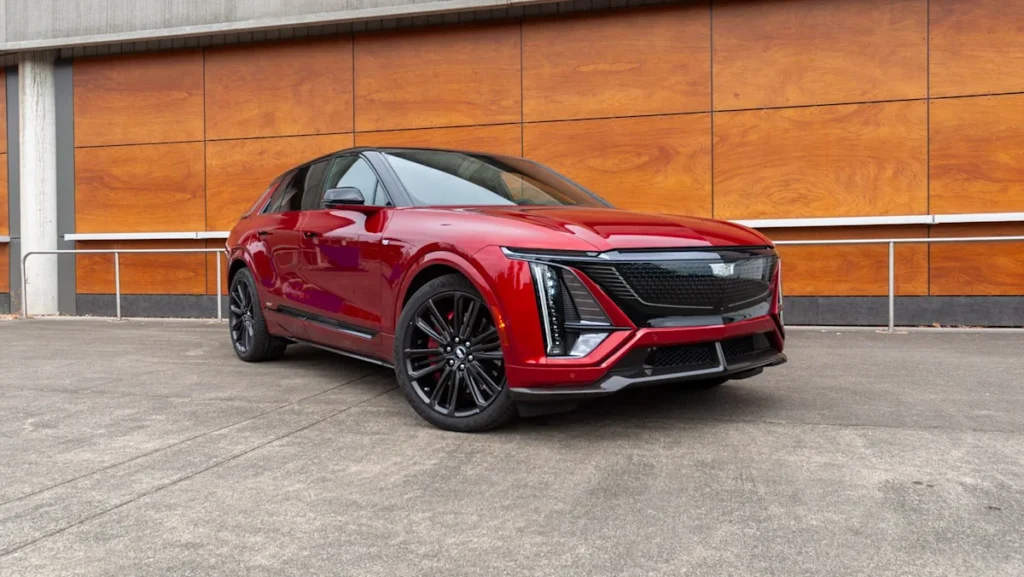 do the driving modes in cadillac lyriq offer different ranges or battery usages?